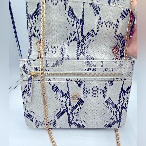 Street Level Faux Python Shoulder Bag Tan/Gray/ Black  Vegan Friendly EUC - Picture 7 of 8